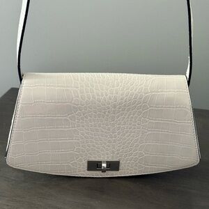 Forever 21 Elegant White Crocodile-Embossed Shoulder Bag